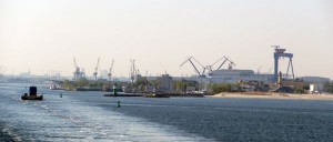 Hafenausfahrt Rostock-Warnemünde